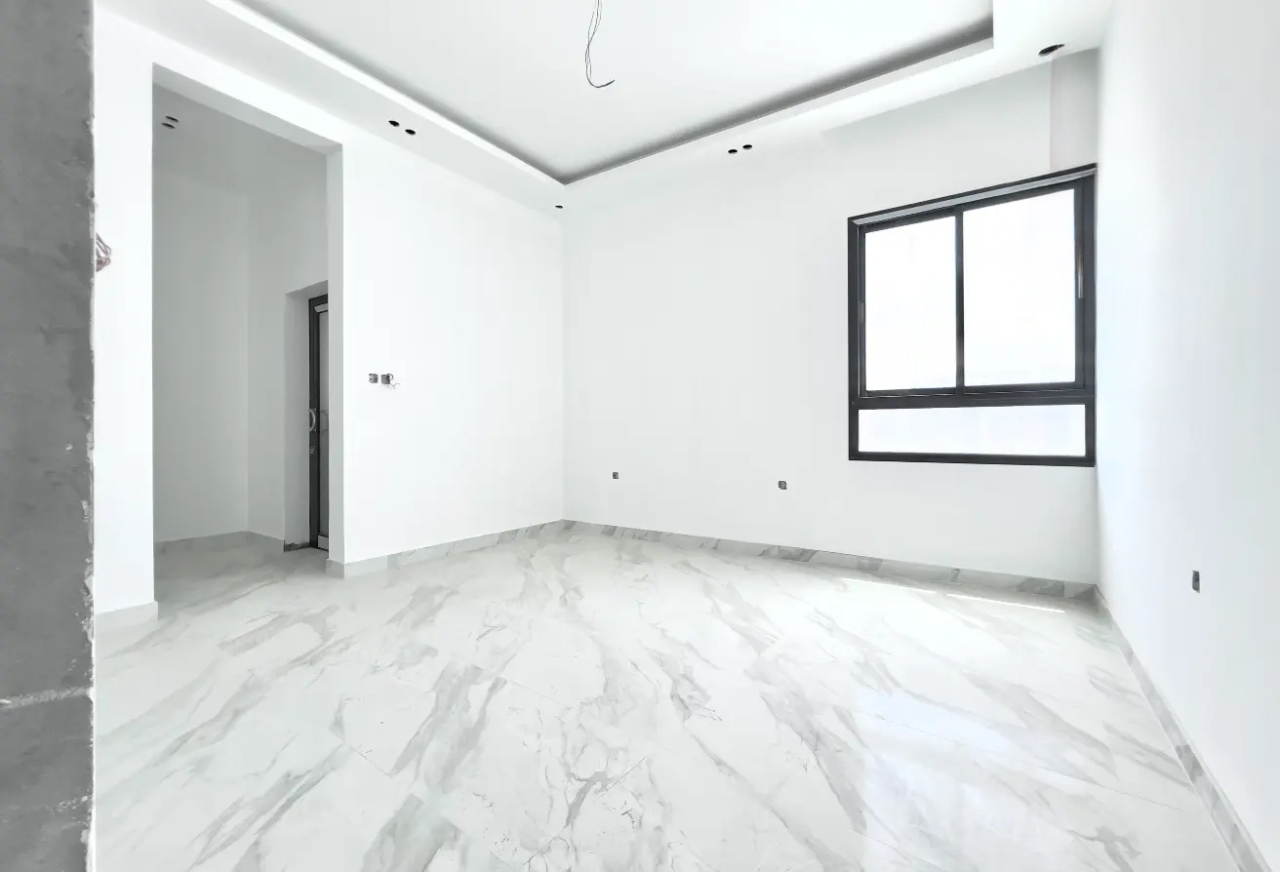 property 1009 image 8