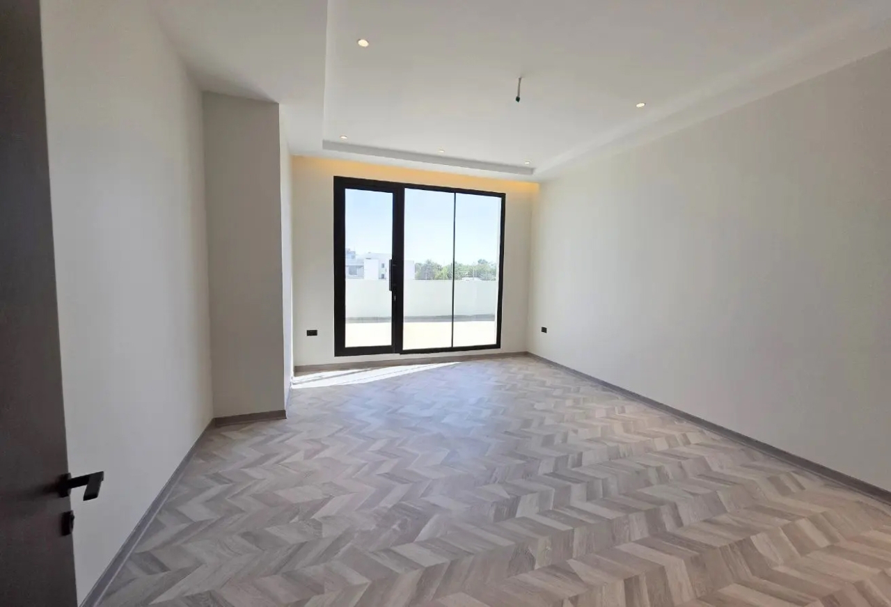 property 1066 image 19