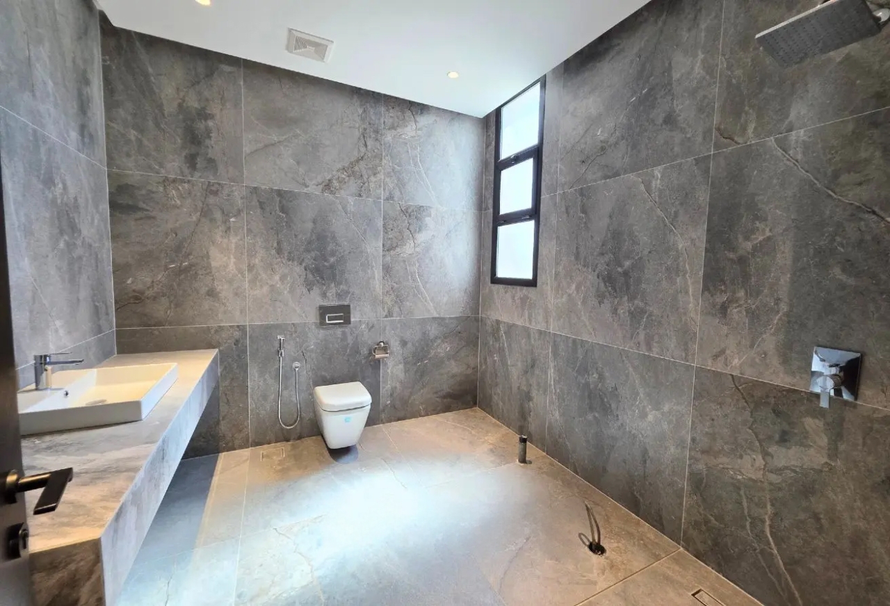 property 1066 image 25