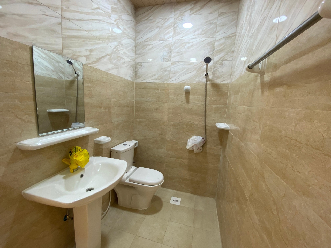 property 1083 image 7