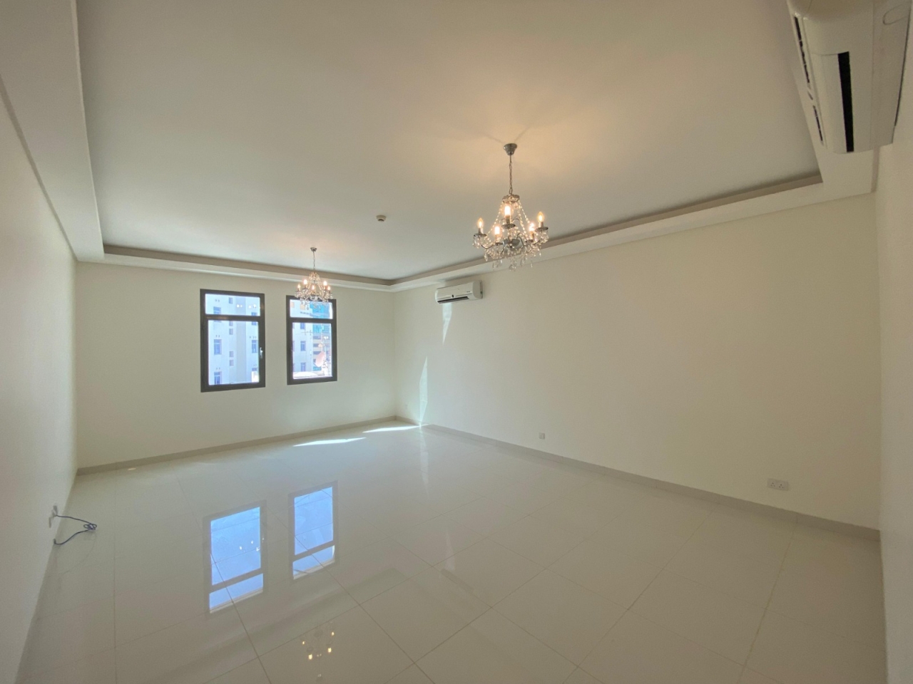 property 1084 image 0