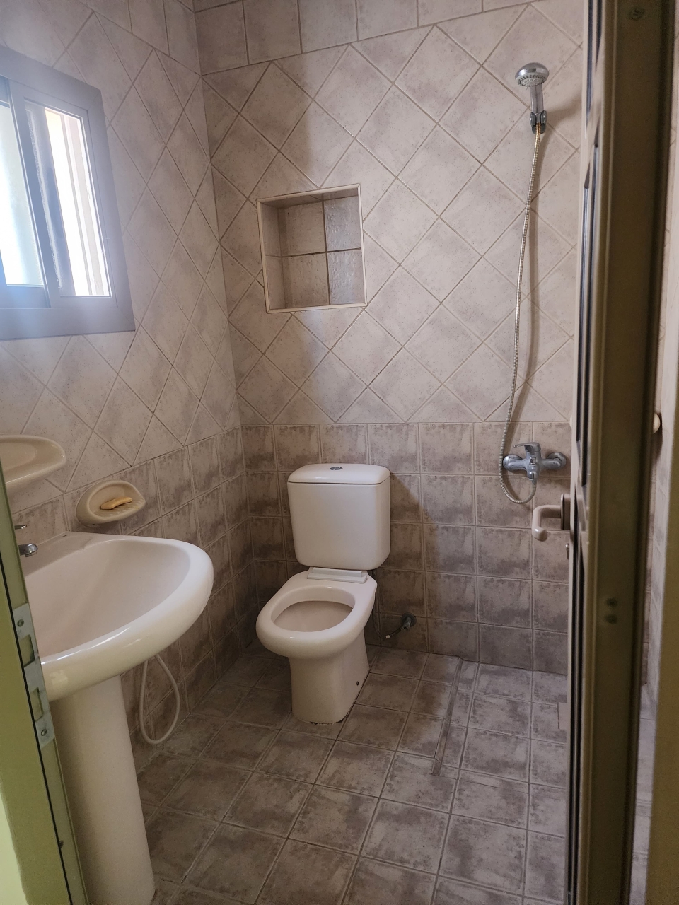 property 1244 image 3