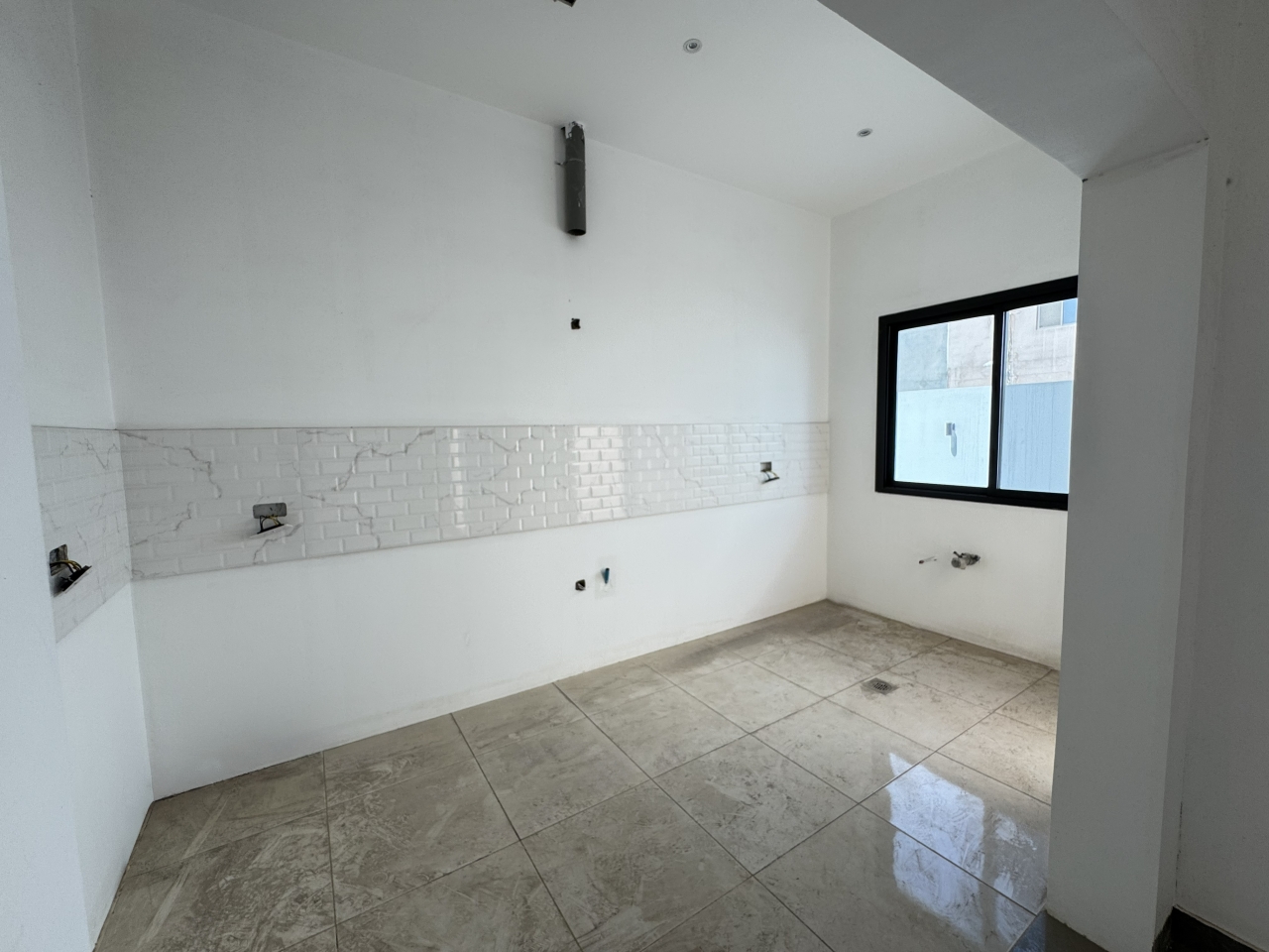 property 1303 image 4
