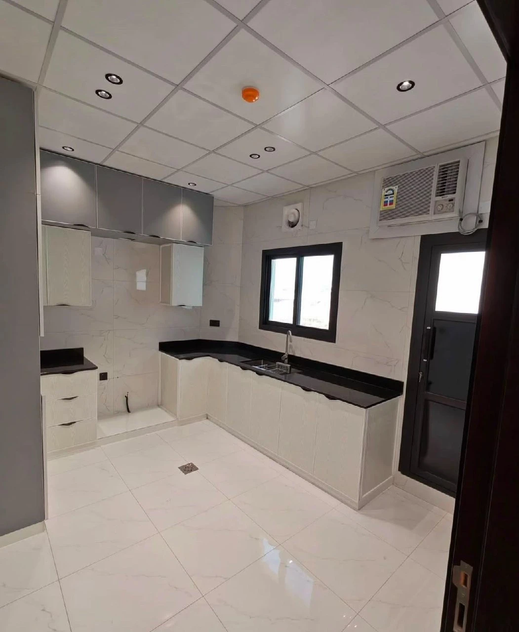 property 1349 image 3