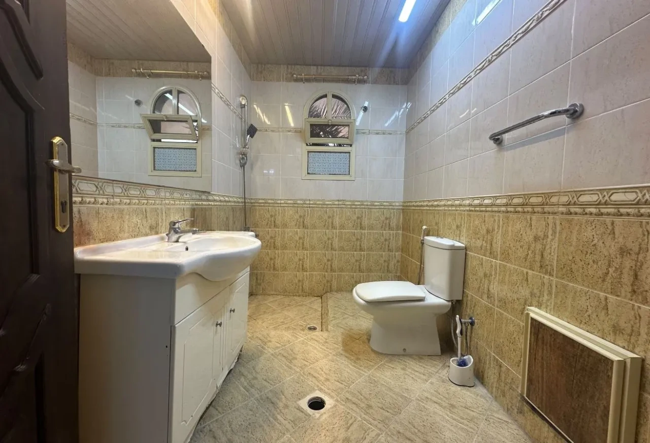 property 1388 image 12