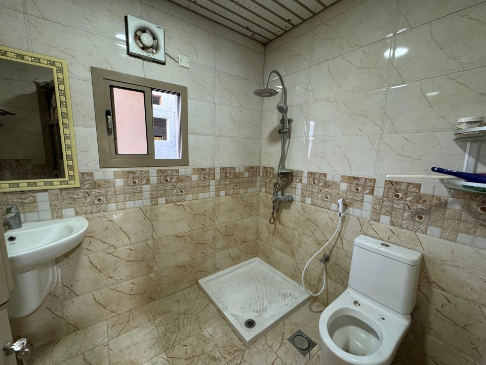 property 143 image 8