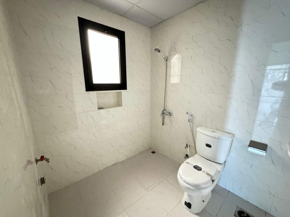 property 190 image 9