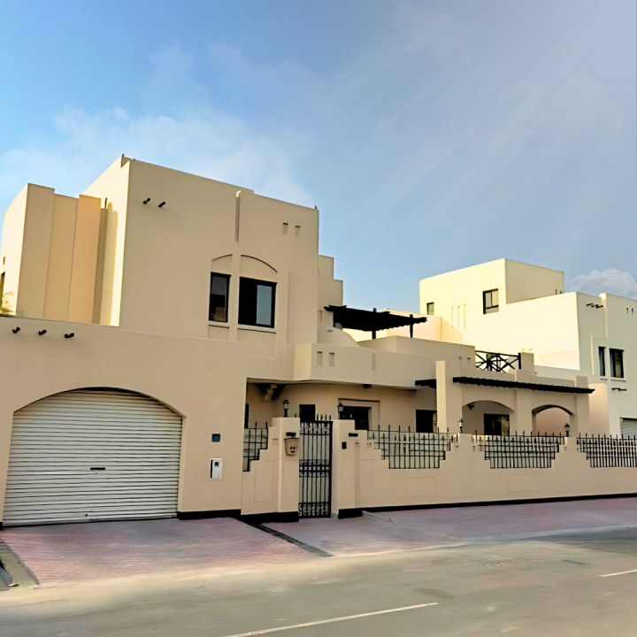 property 200 image 7