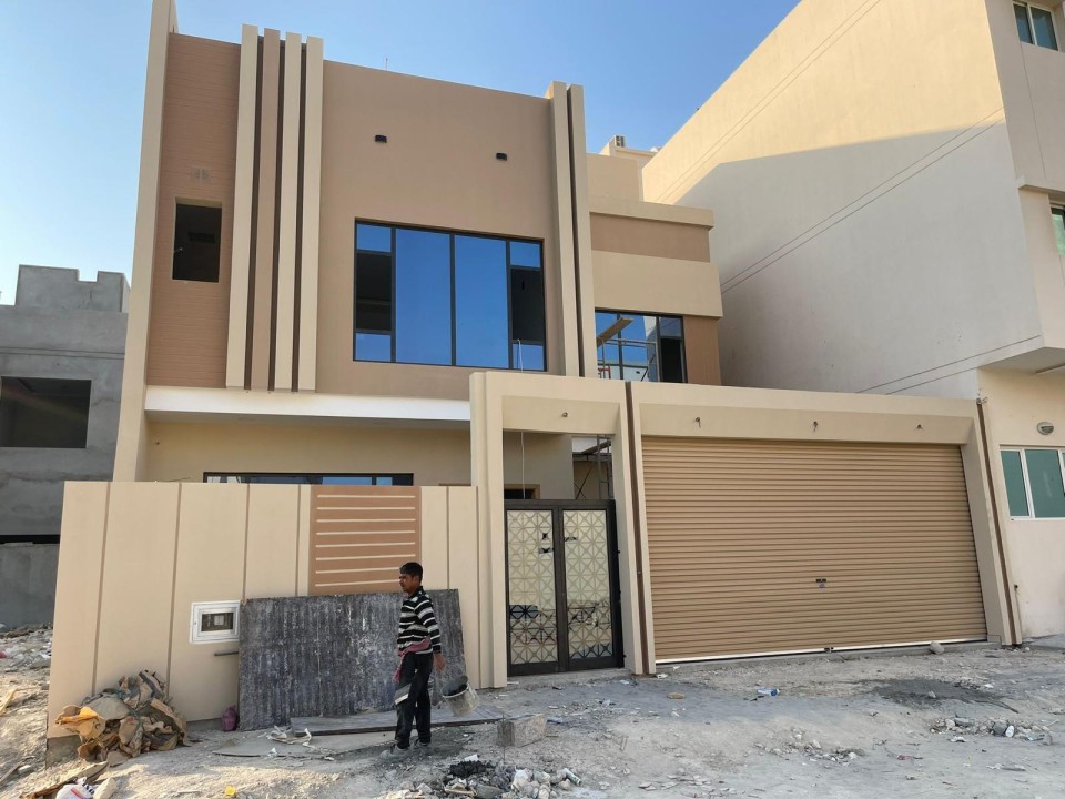 property 211 image 0