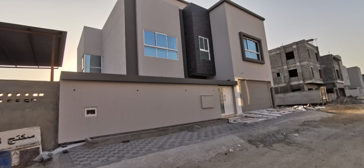property 214 image 0