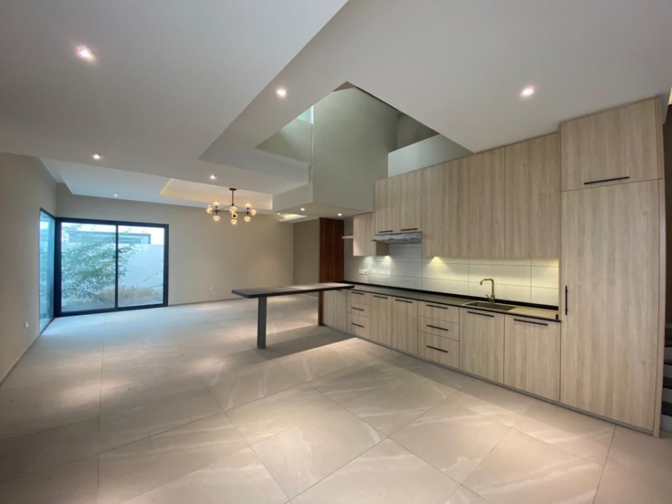 property 231 image 2