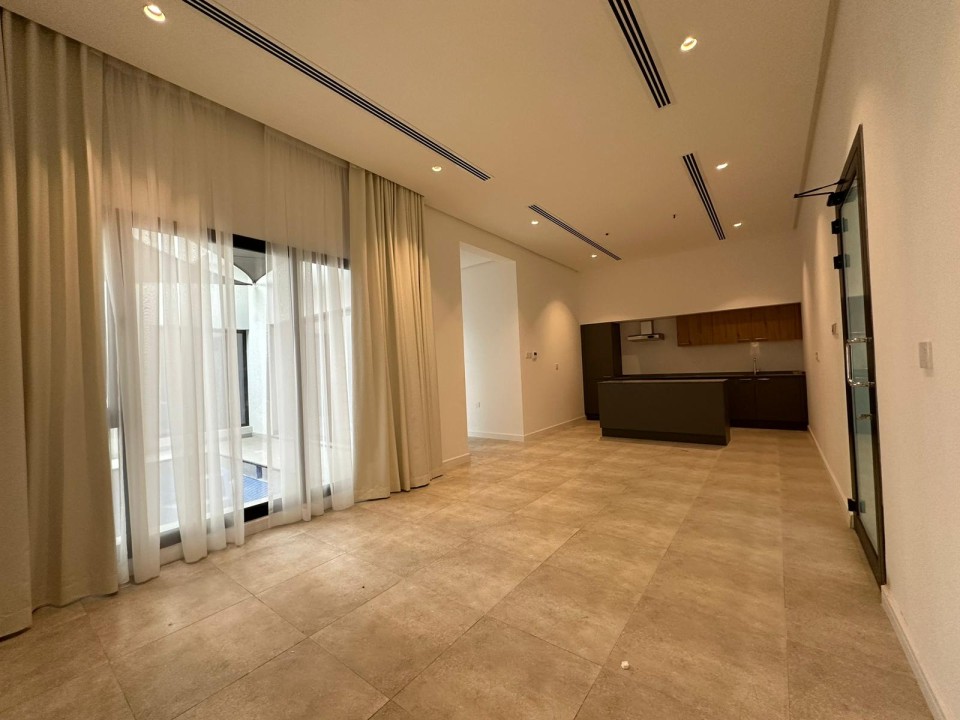 property 247 image 0