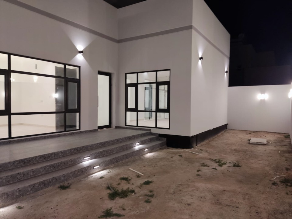 property 253 image 2