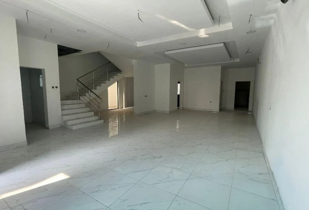 property 257 image 1