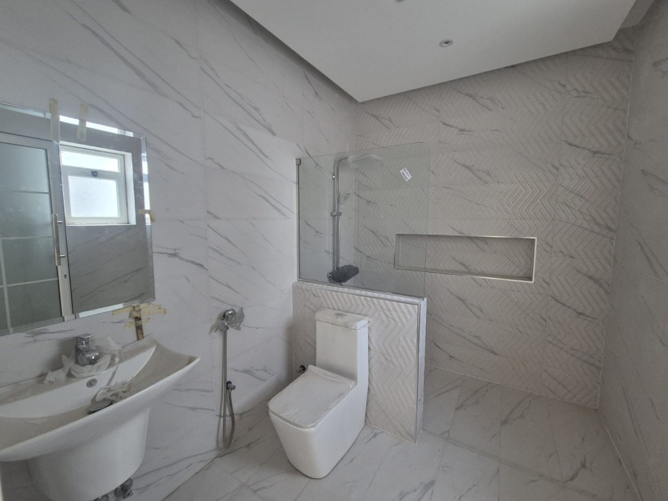 property 270 image 0