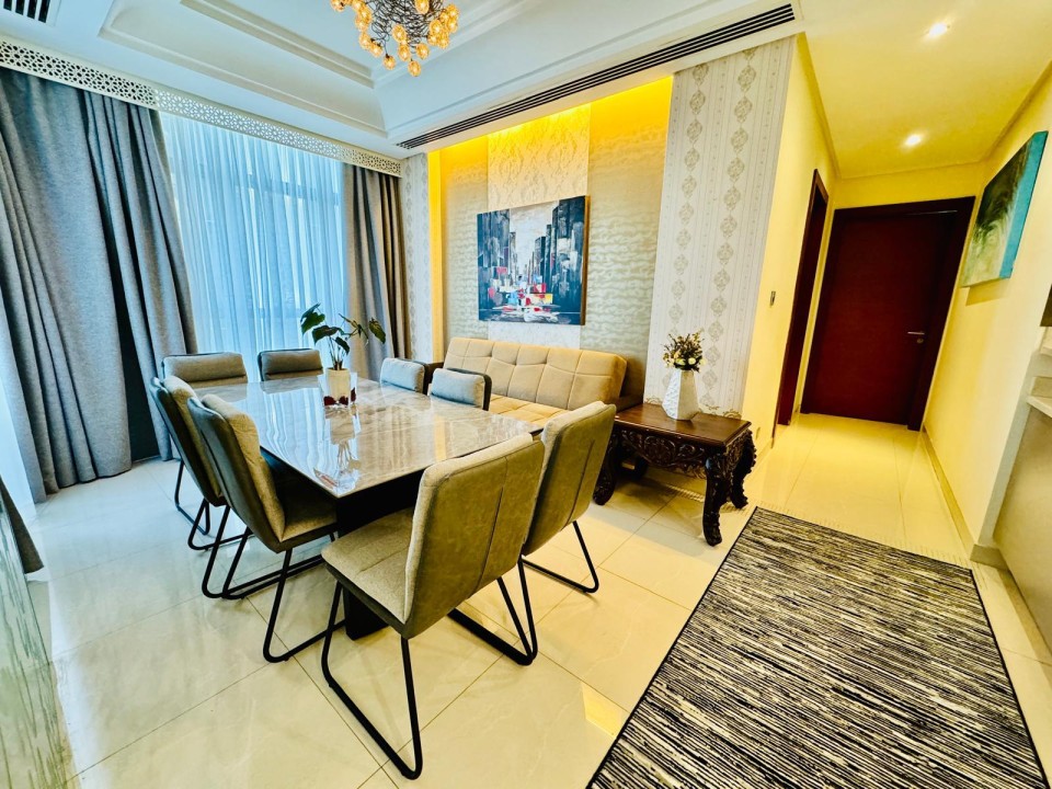 property 272 image 0