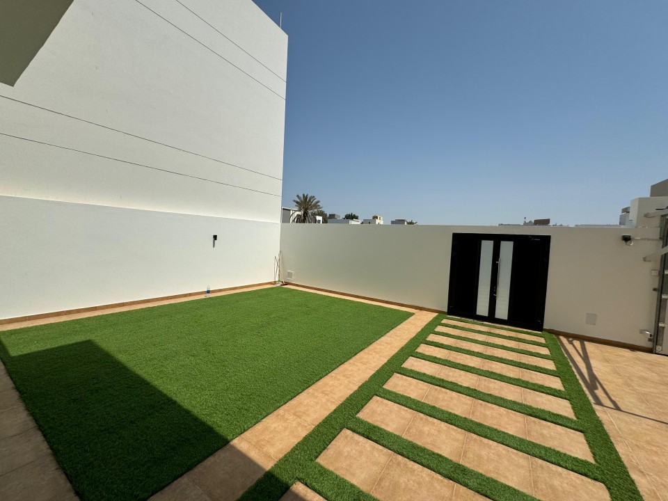 property 279 image 7