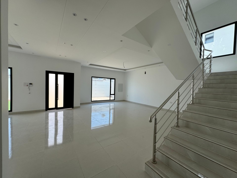 property 279 image 2