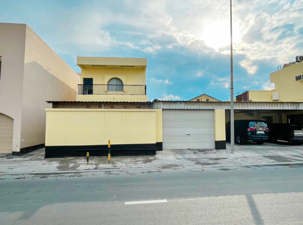 property 281 image 0