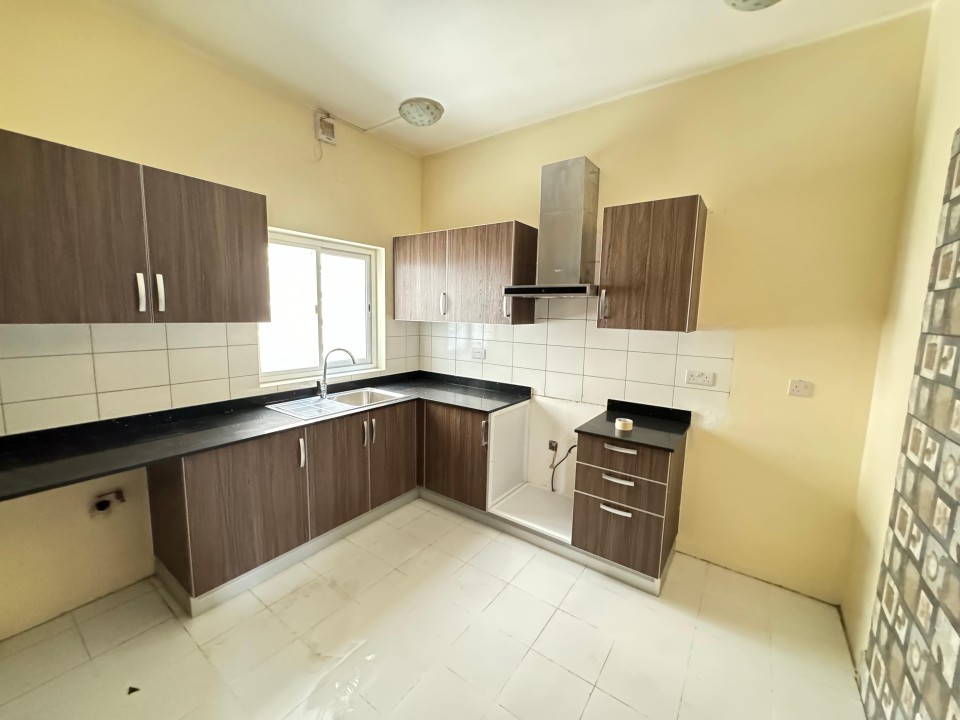 property 282 image 3