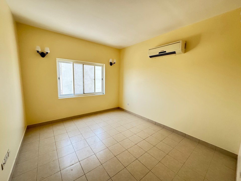 property 282 image 0