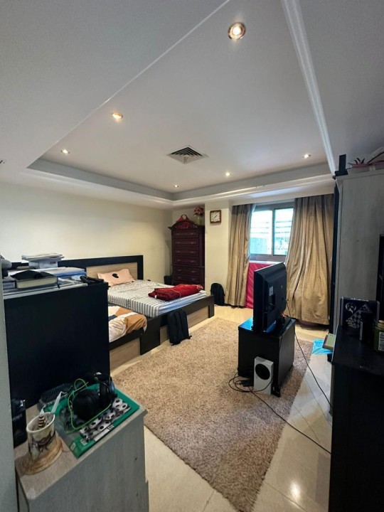 property 288 image 2