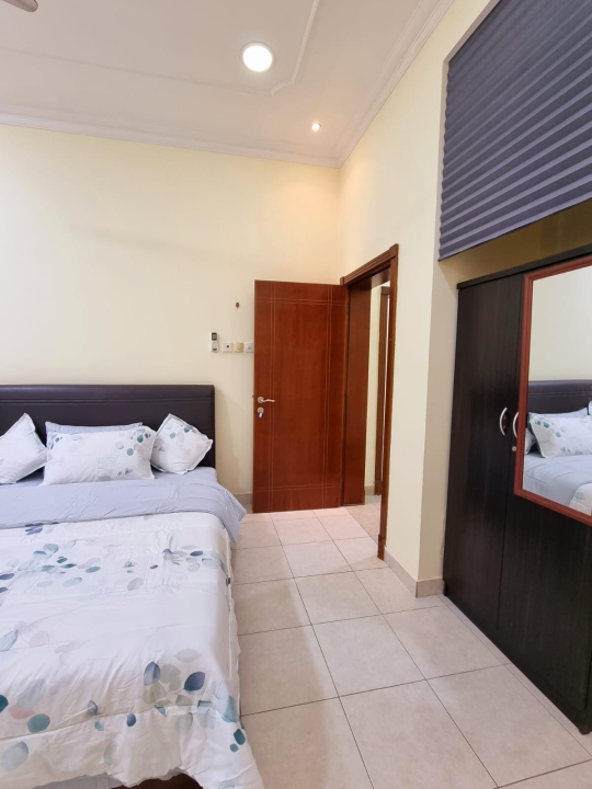 property 298 image 0