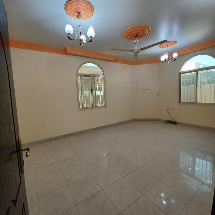 property 299 image 2