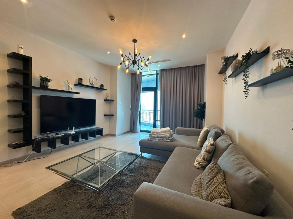 property 302 image 4