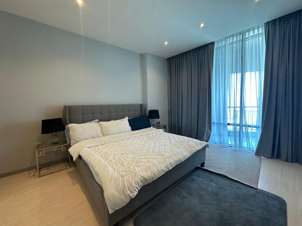 property 302 image 9