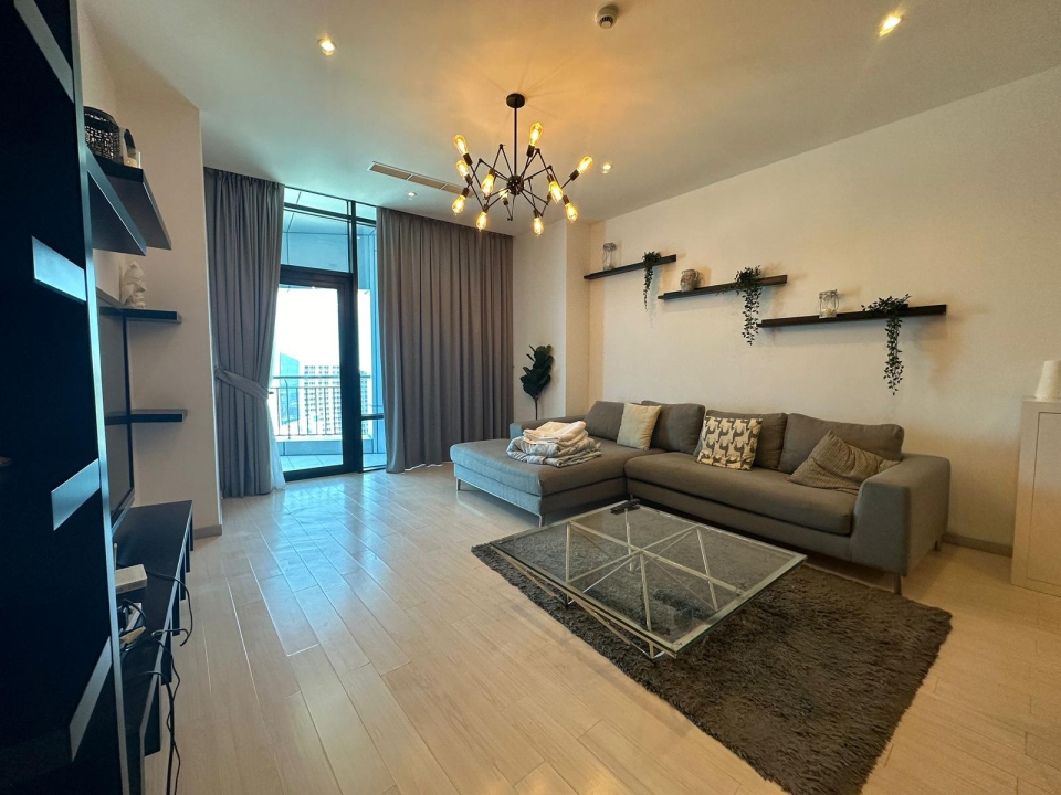 property 302 image 2