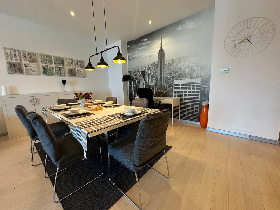 property 302 image 0