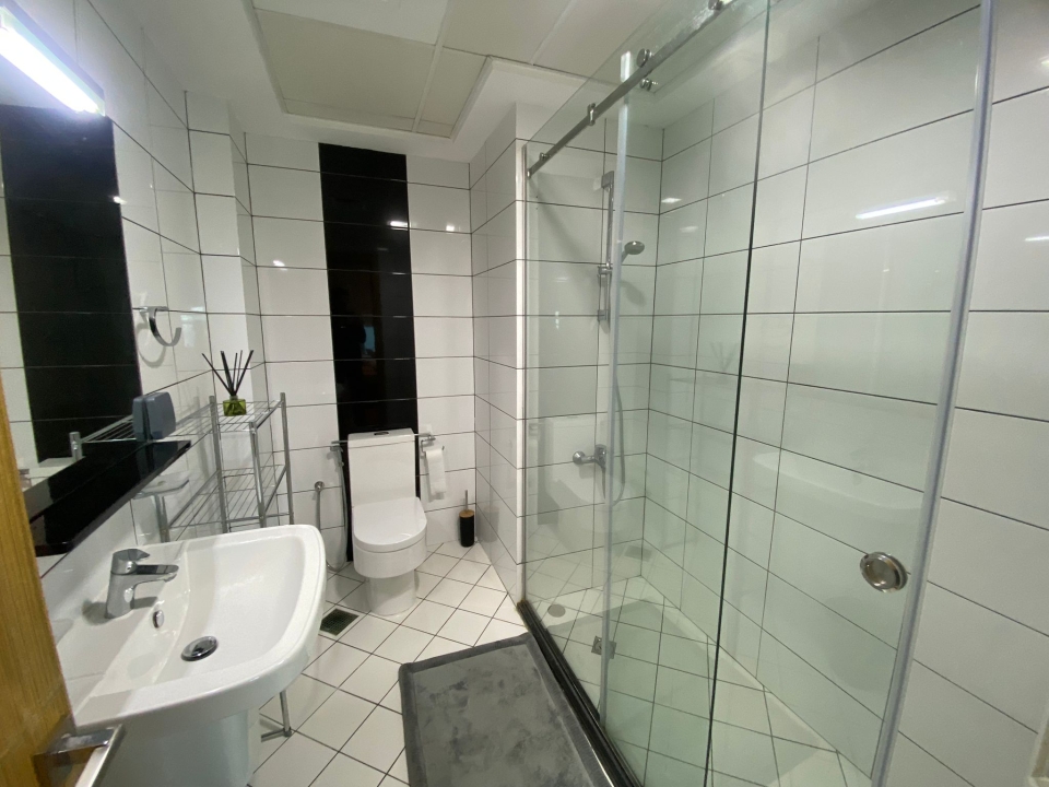 property 303 image 1