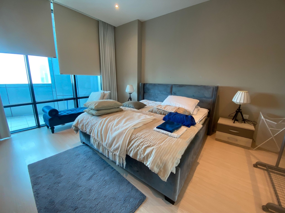 property 303 image 0