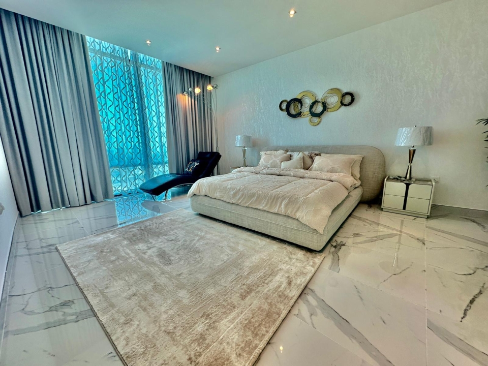 property 304 image 7