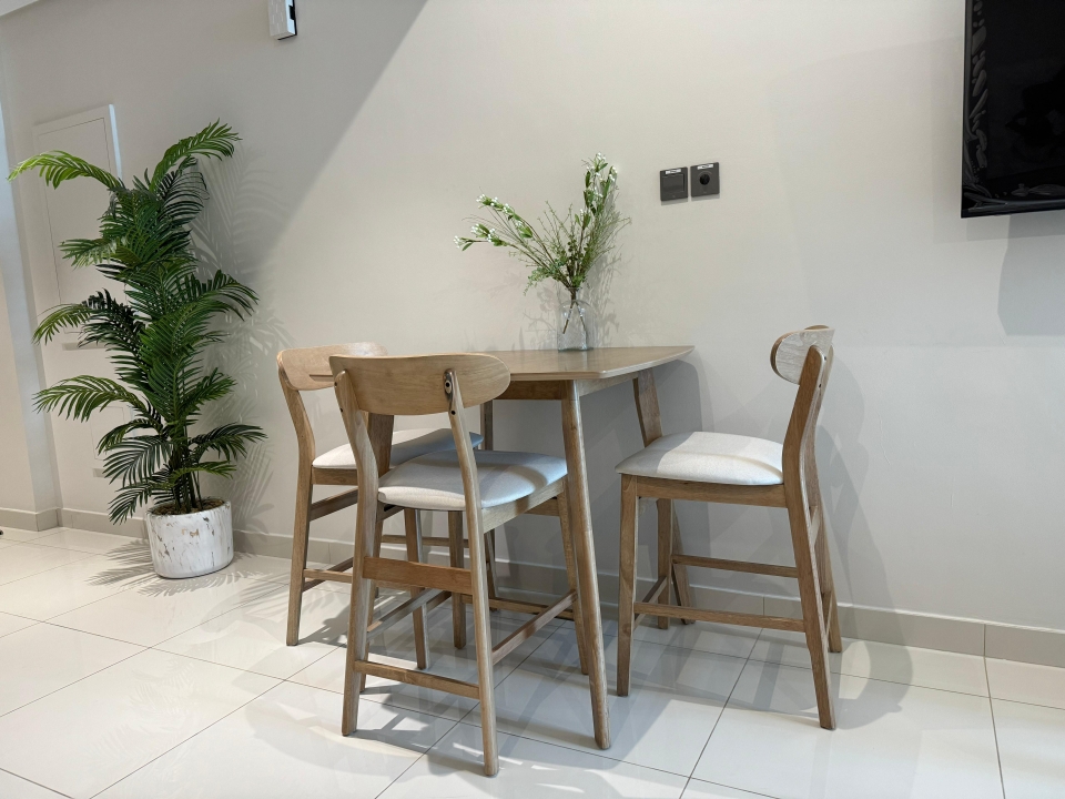 property 307 image 3