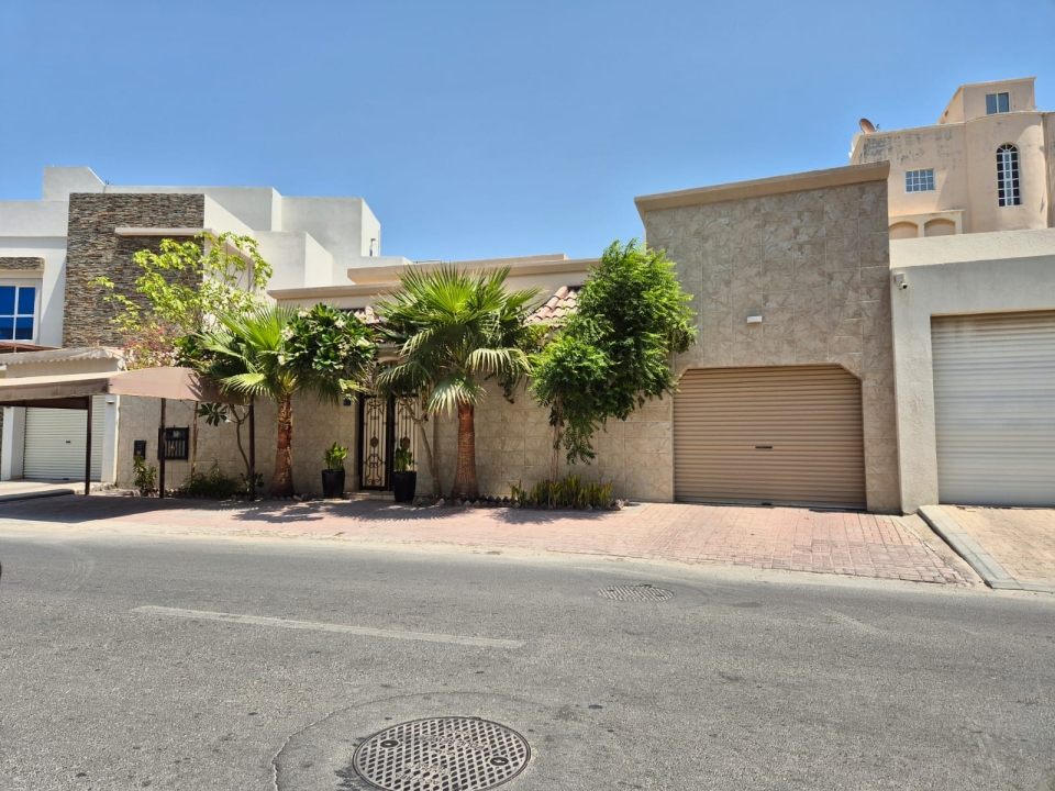 property 317 image 0