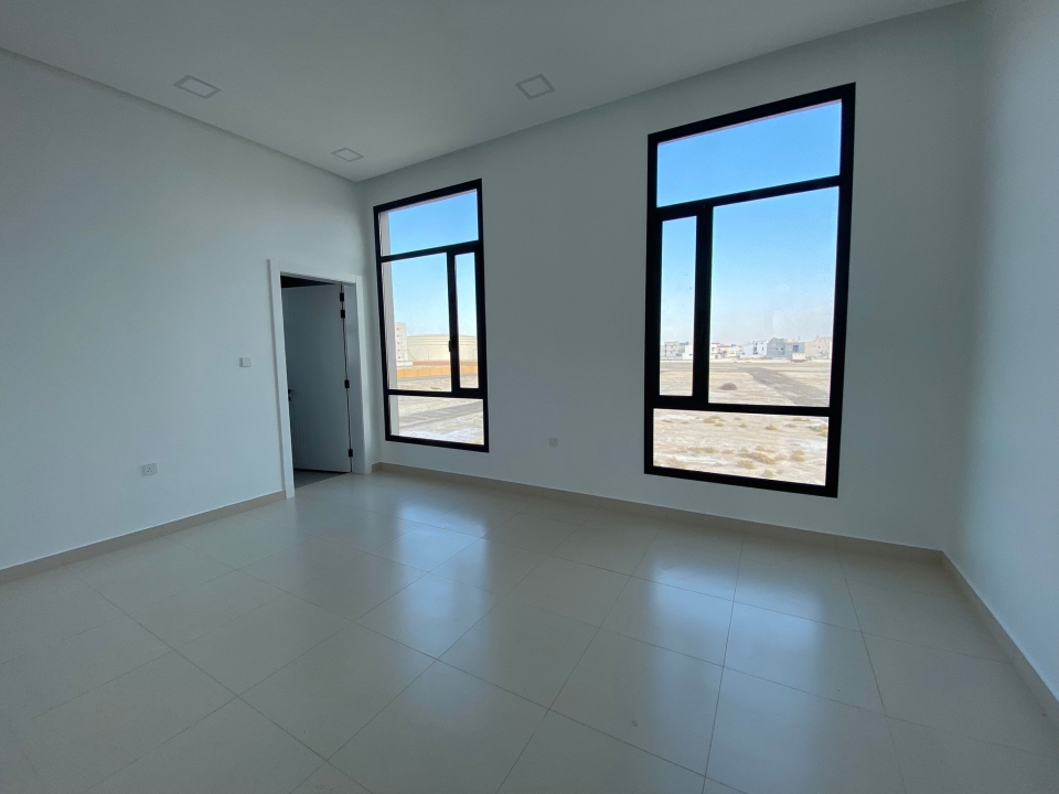 property 333 image 4