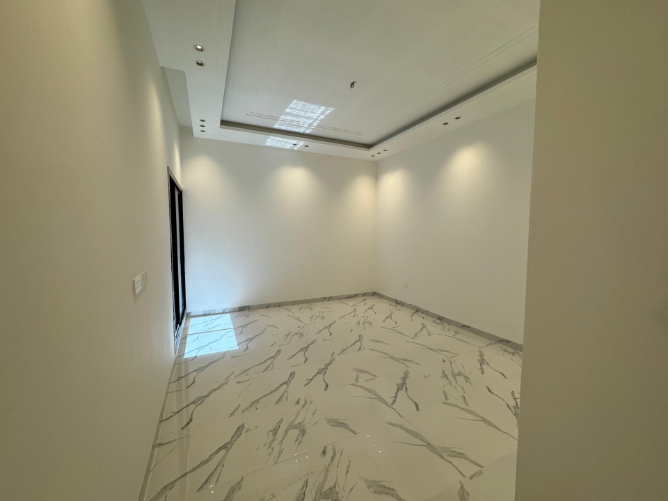 property 335 image 11