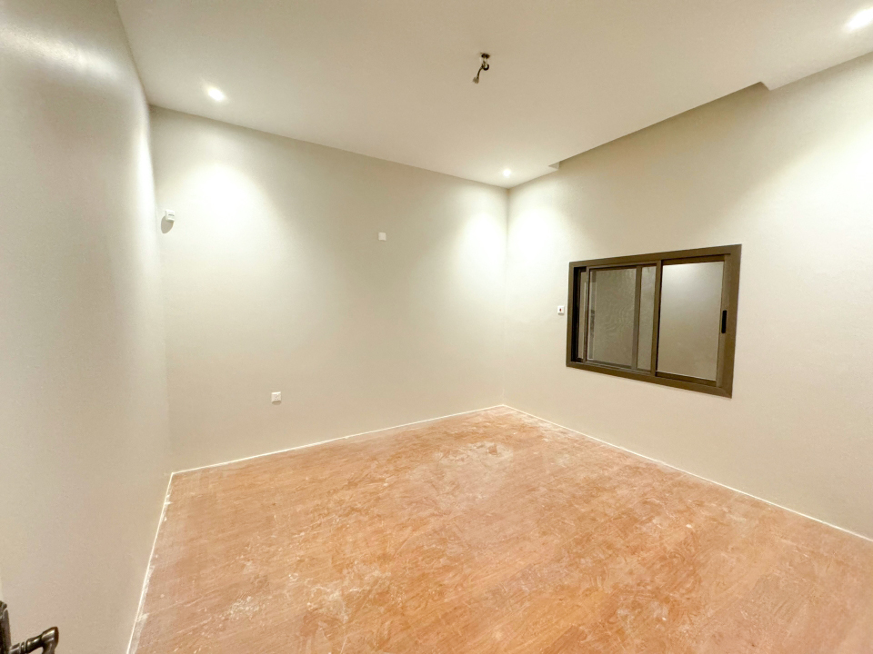 property 339 image 5