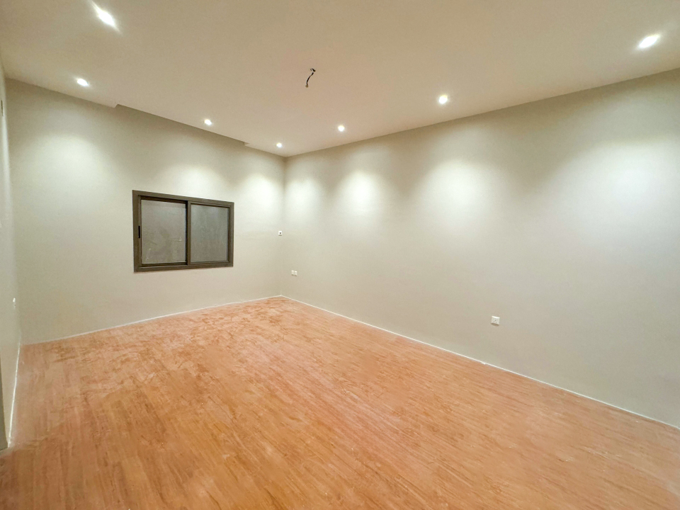 property 339 image 6