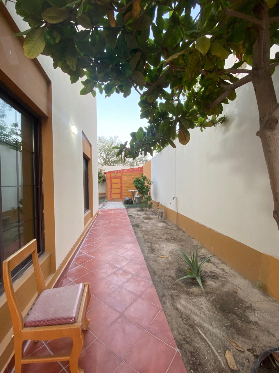 property 353 image 10