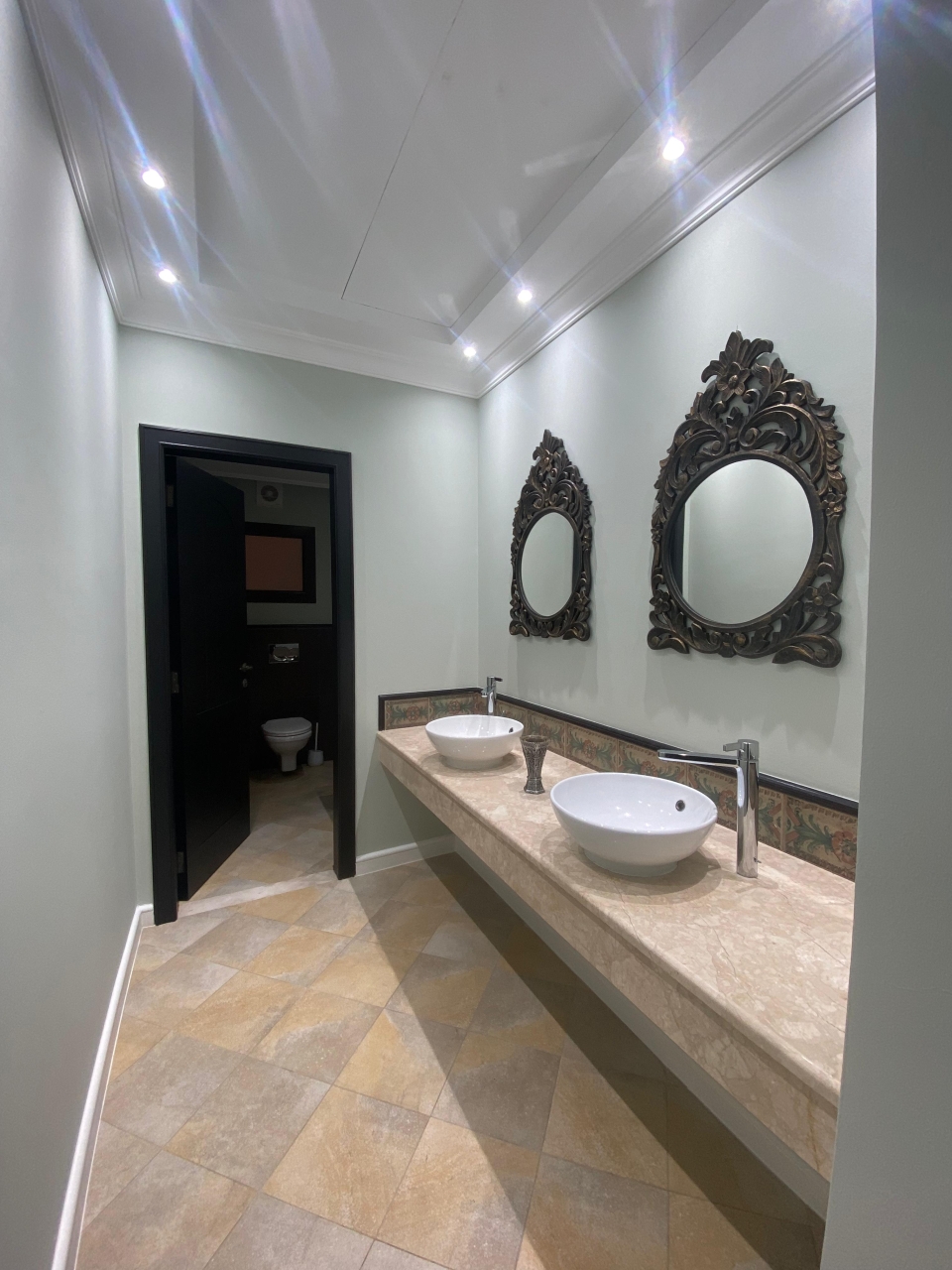 property 353 image 15