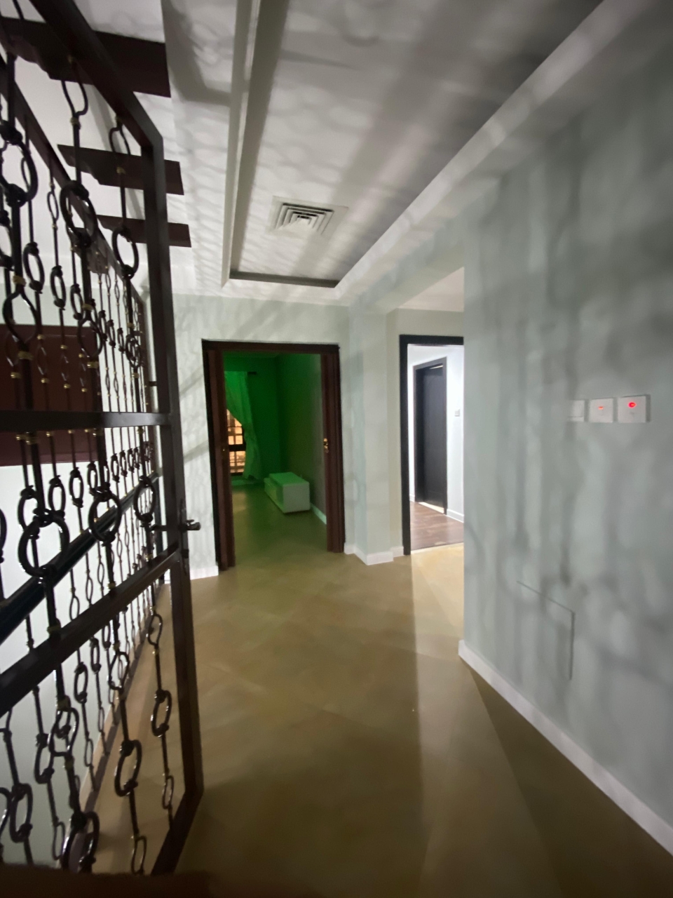 property 353 image 6