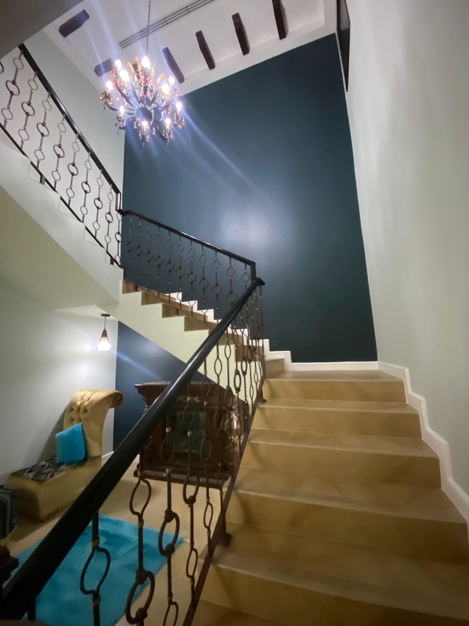 property 353 image 5
