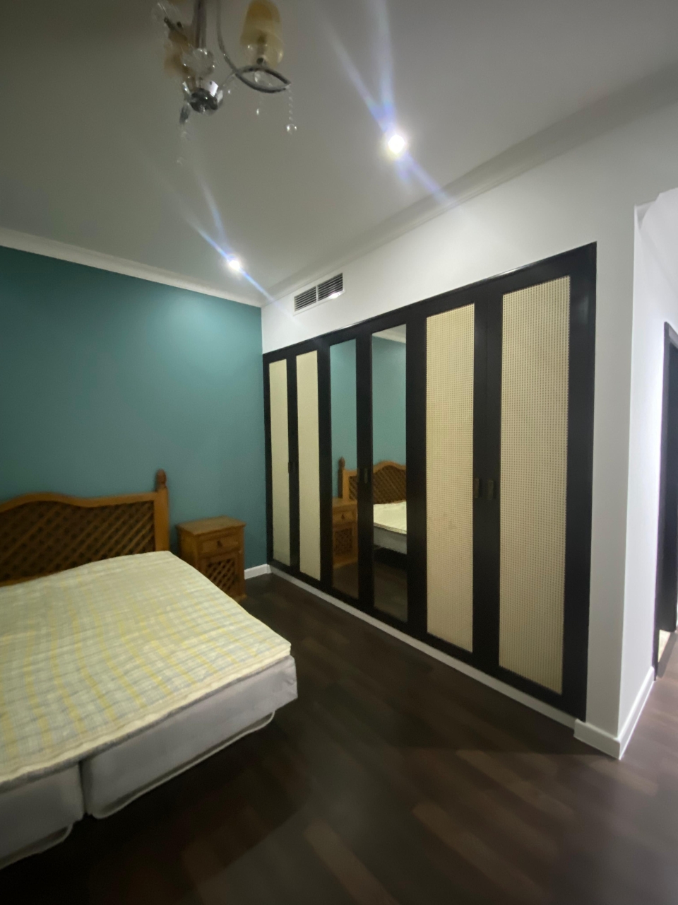 property 353 image 2