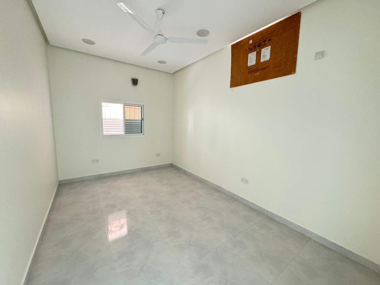 property 366 image 3