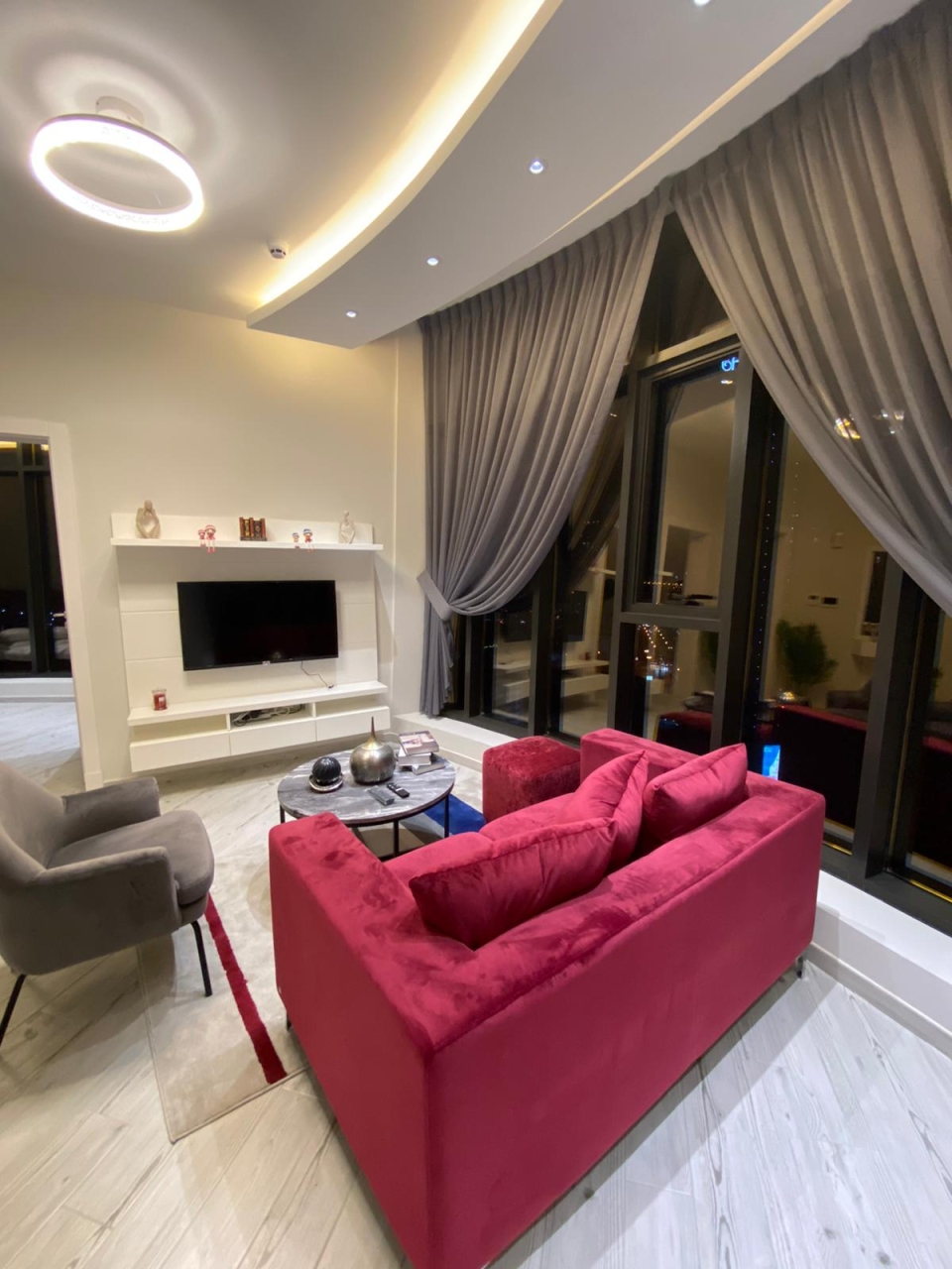 property 380 image 0