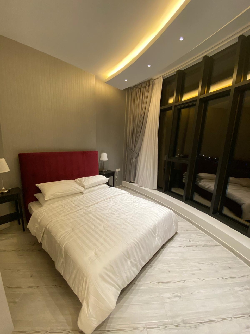 property 380 image 0