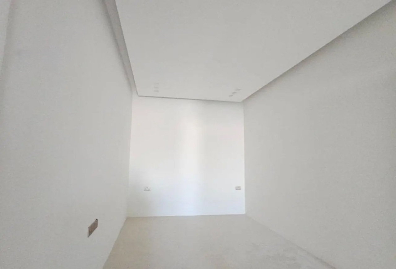 property 382 image 11